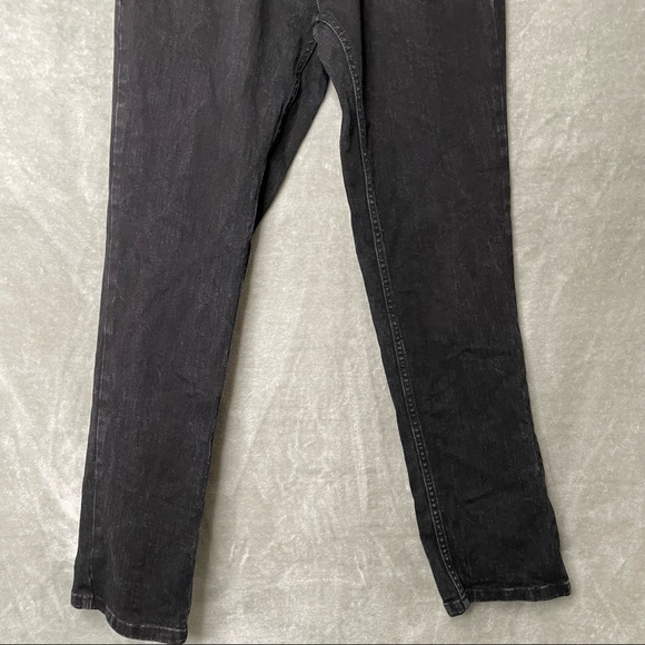 Free World Night Train Regular Black Jeans Size 28 - Picture 3 of 10